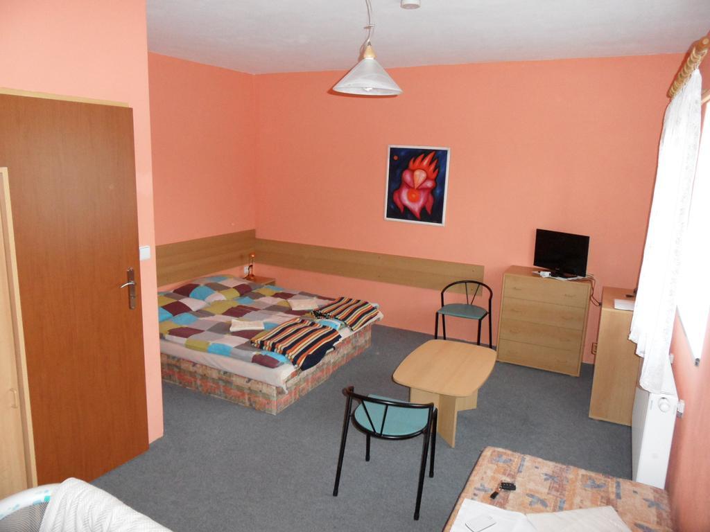 Penzion Skalicek Kunžak 部屋 写真